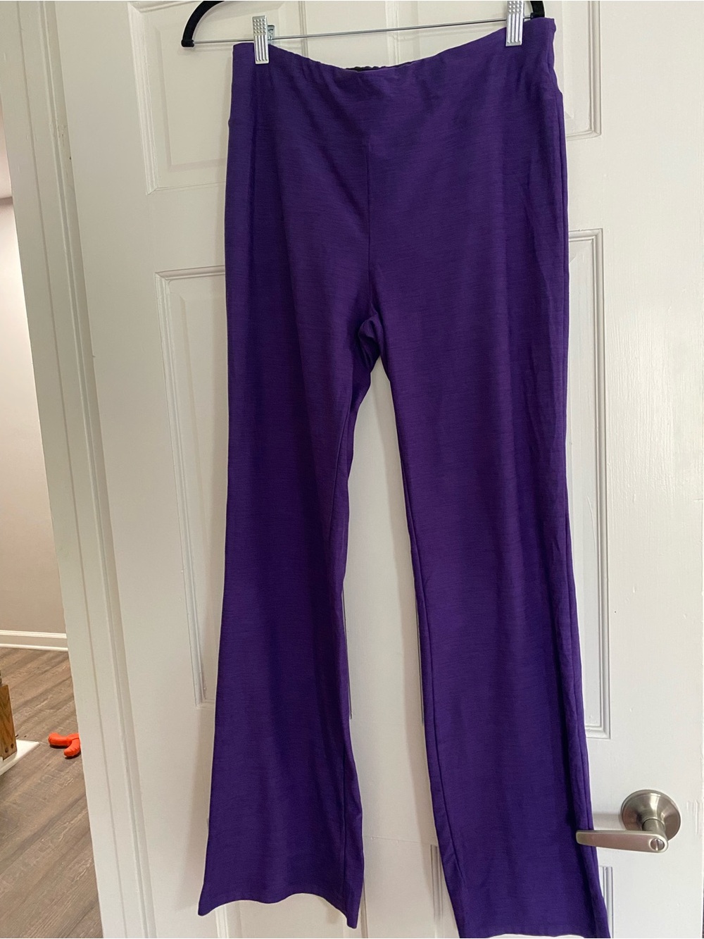 Ladies' Purple Stretch Flare Leggings